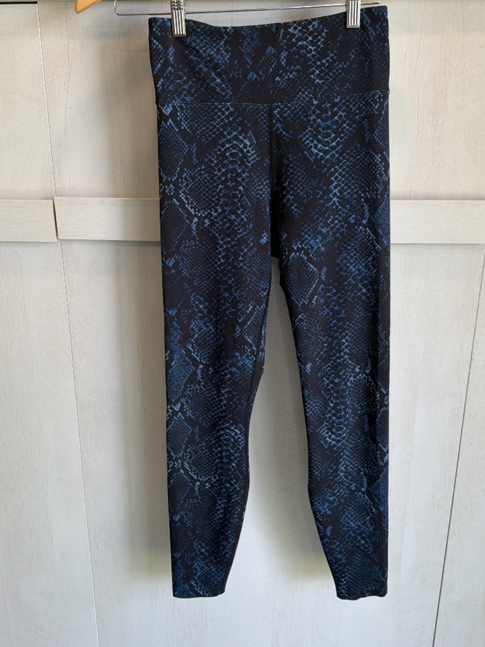 Show Me Your Mumu Blue Snakeskin Workout Leggings